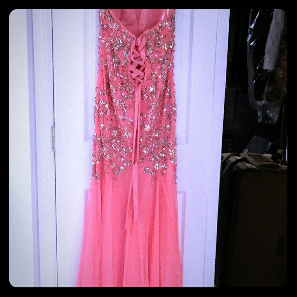 Prom dress